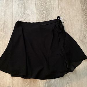 Forever 21 Black Skirt | Size Large
